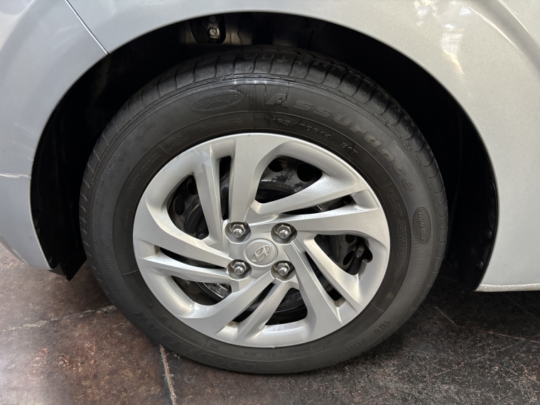 Hyundai Grand i10 1.2l Value Plus 5mt Ac 2022  Usado en Grass & Arueste
