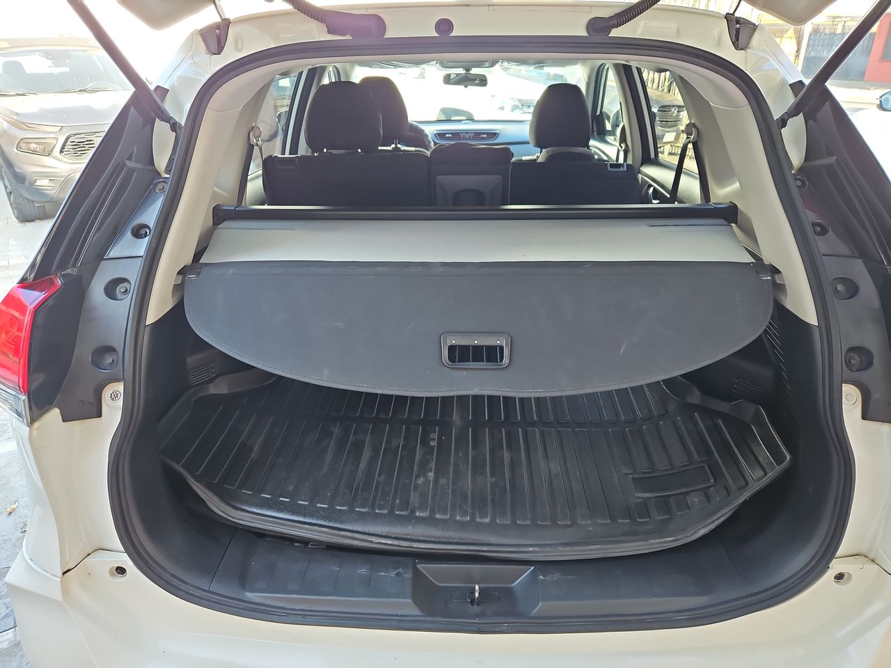 Nissan X-trail X Trail T32 Cvt 2.5 Aut 2023 Usado en Usados de Primera - Sergio Escobar