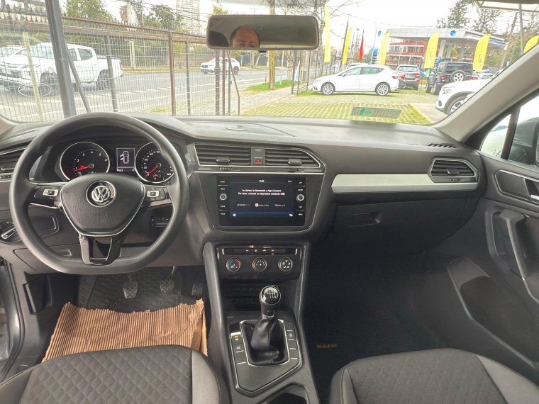 Volkswagen Tiguan Trendline 1.4 Turbo Mt 7a 2018 Usado en Automotriz Olea Flaño