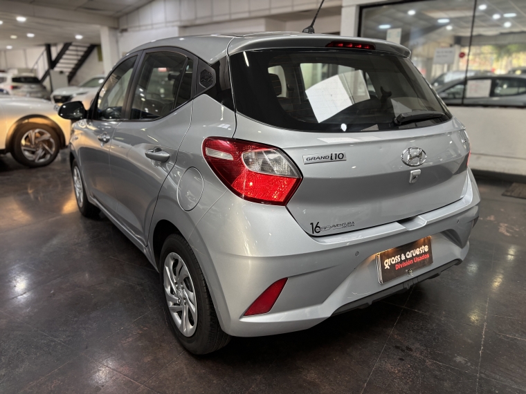 Hyundai Grand i10 1.2l Value Plus 5mt Ac 2022  Usado en Grass & Arueste