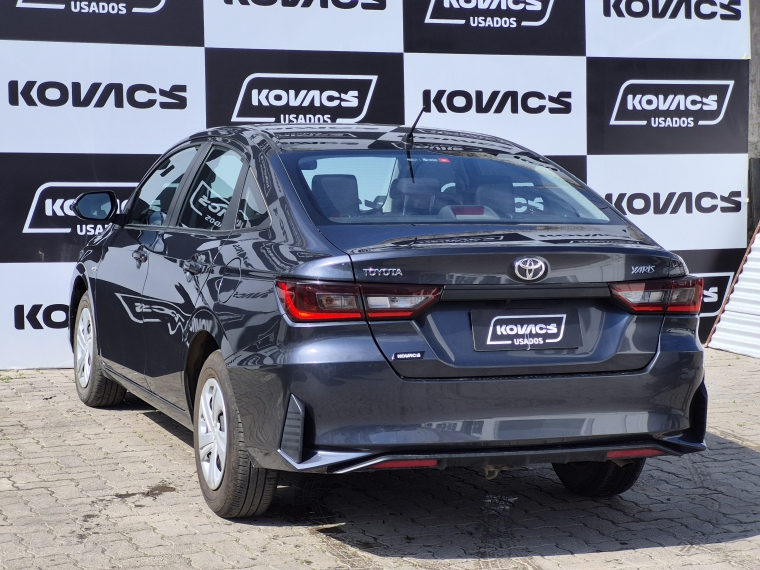 Toyota Yaris 1.5 I Sedan Mt 2024 Usado Usado en Kovacs Usados Toyota Yaris 1.5 I Sedan Mt 2024 Usado Usado en Kovacs Usados