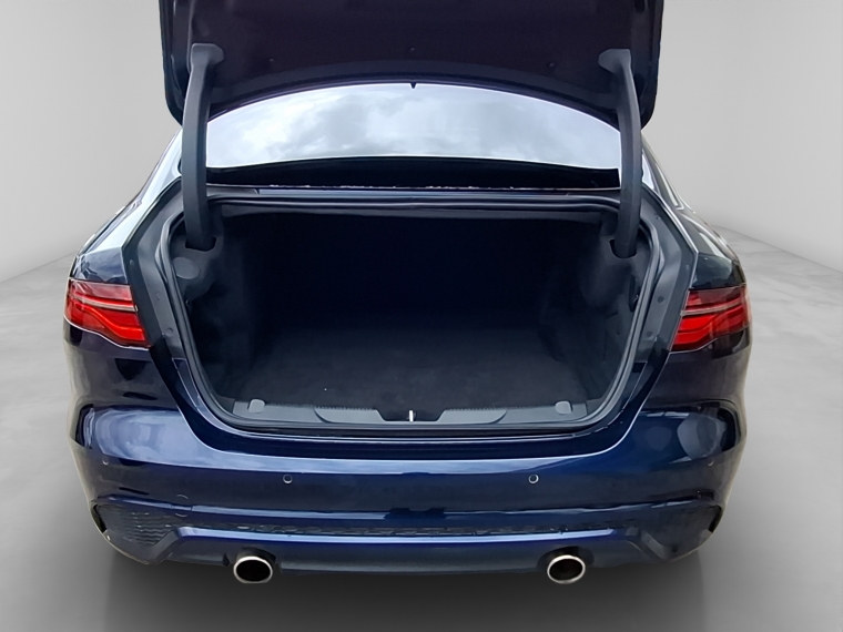 Jaguar Xe 2.0 At 2022 Usado Usado en BMW Premium Selection Jaguar Xe 2.0 At 2022 Usado Usado en BMW Premium Selection