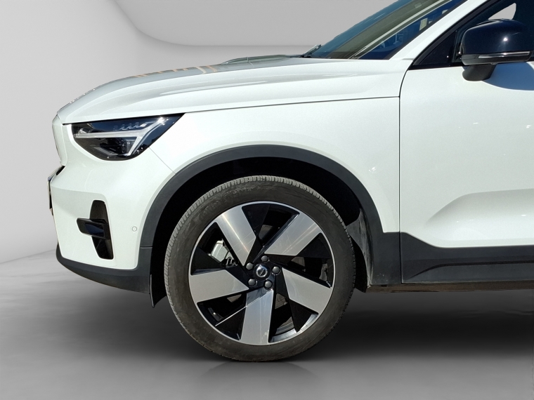 Volvo C40 P8 Recharge 2024 Usado  Usado en BMW Premium Selection