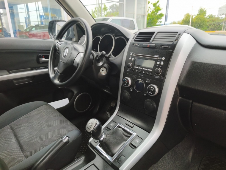 Suzuki Grand nomade 2.4 Glx Se Mt 4x2 2016 Usado Usado en Webautos.cl Suzuki Grand nomade 2.4 Glx Se Mt 4x2 2016 Usado Usado en Webautos.cl