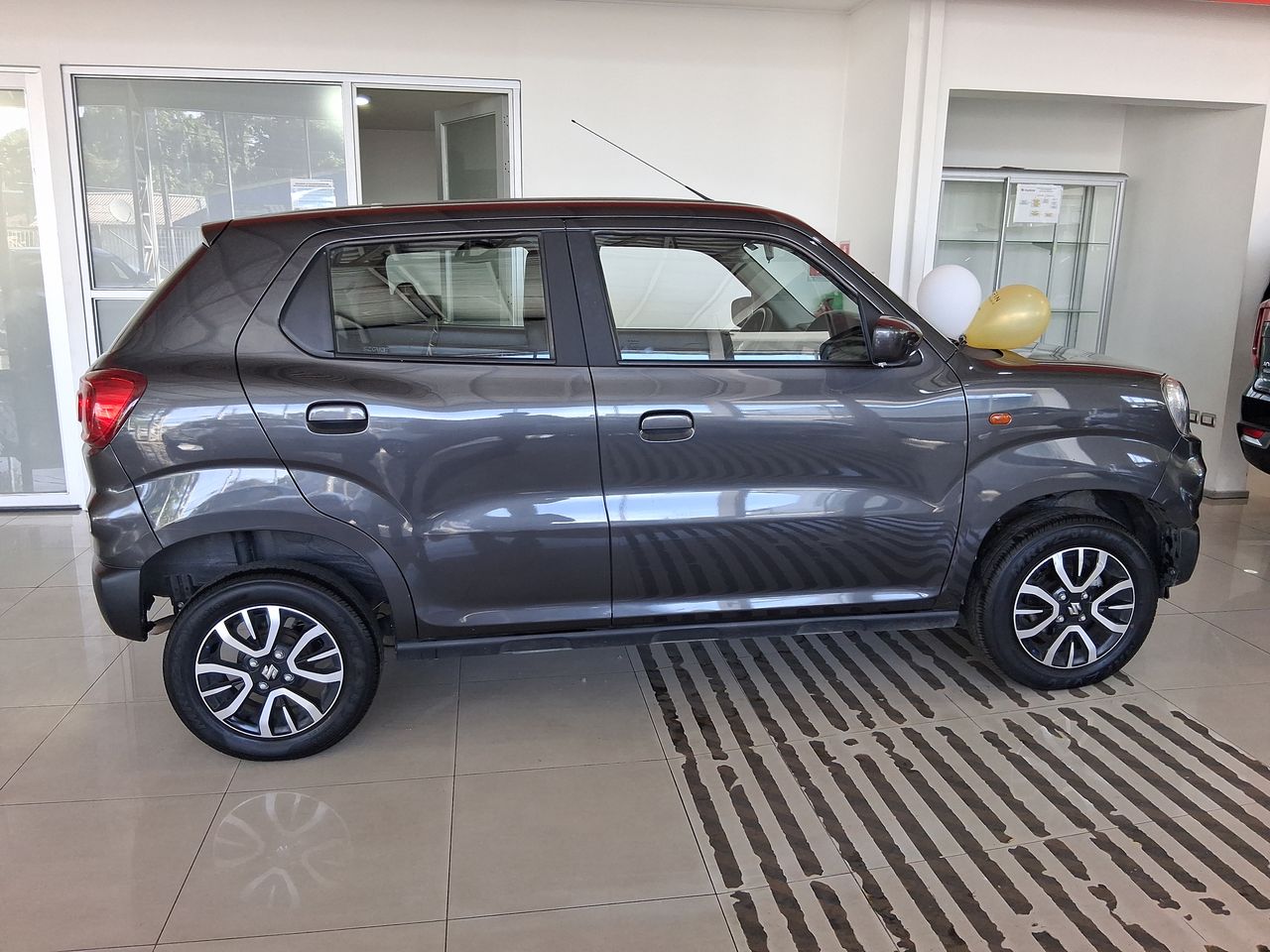 Suzuki S-presso Spresso Glx Hb 1.0 2024 Usado Usado en Webautos.cl Suzuki S-presso Spresso Glx Hb 1.0 2024 Usado Usado en Webautos.cl