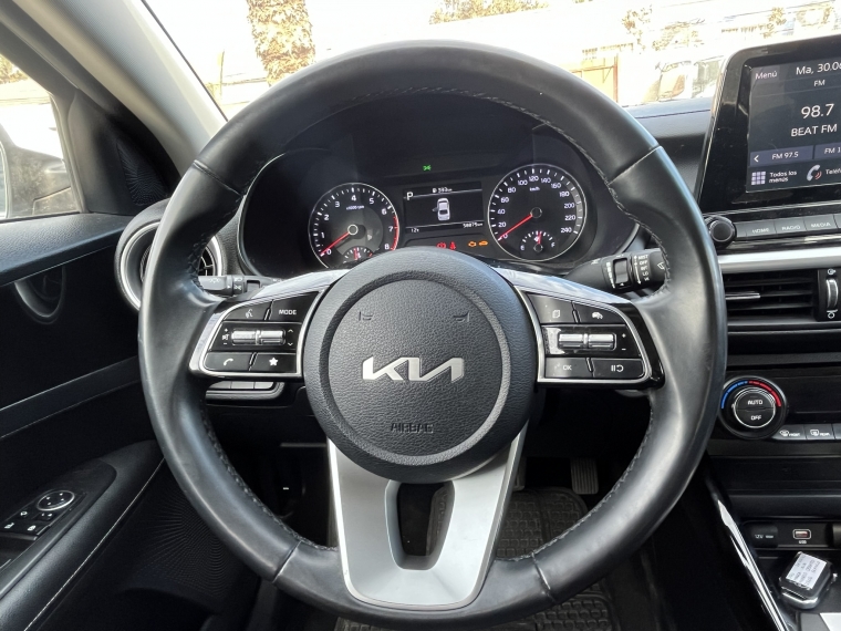 Kia Cerato Ex 1.6l 6at Full 2022 Usado  Usado en Kovacs Usados