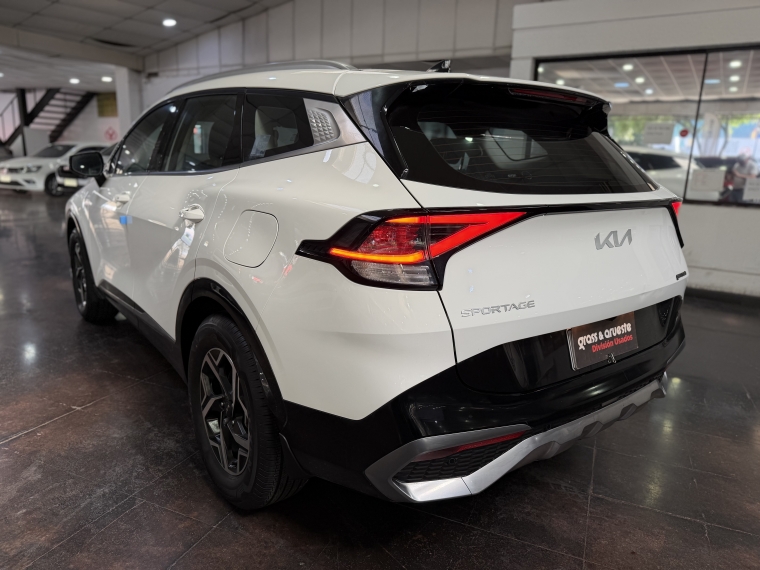 Kia Sportage Ex 2.0l Gsl 6mt 2wd 2022  Usado en Grass & Arueste