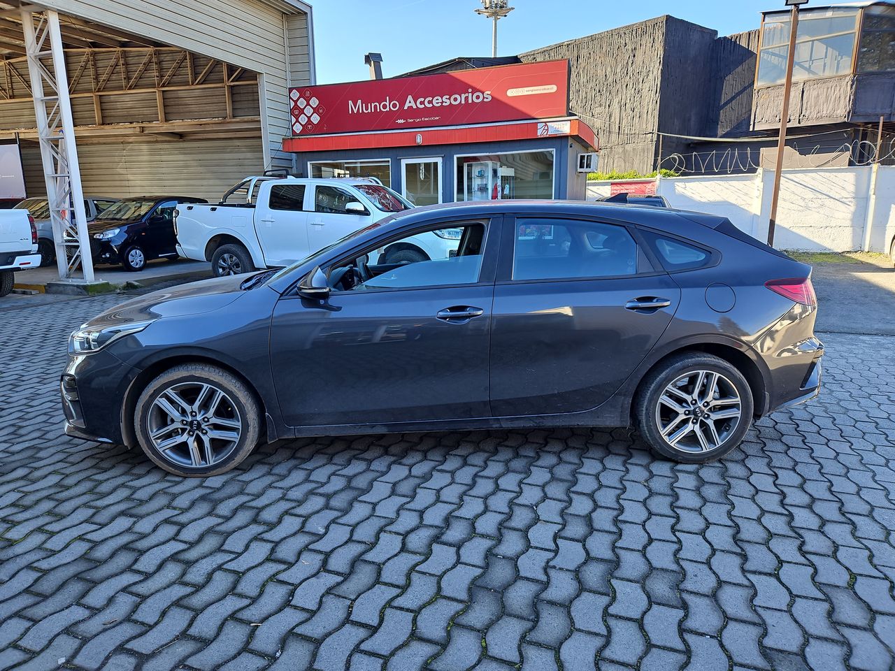 Kia Cerato 5 Cerato 5 Ex 1.6 Aut 2020 Usado en Usados de Primera - Sergio Escobar