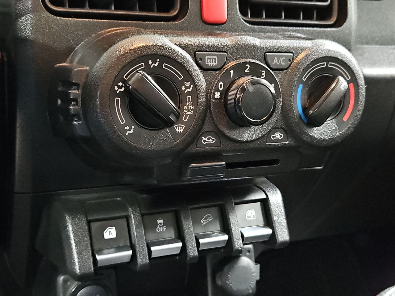 Suzuki Jimny Jimny Mt 4x4 1.5 2024 Usado en Usados de Primera - Sergio Escobar
