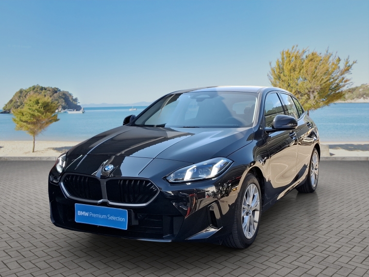 BMW 120 Hatch Dynamic 2026