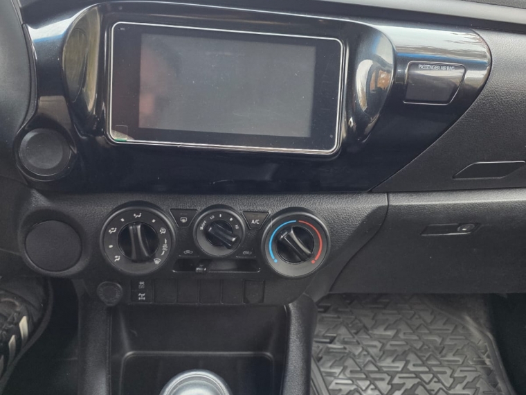 TOYOTA HILUX DX 4X2 2.4 - imagen 9