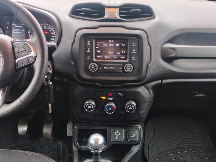 Jeep Renegade Renegade 1.8 2022 Usado en Rosselot Usados
