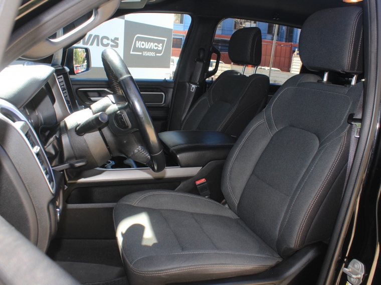 Ram 1500 Big Horn Crew Cab 4x4 3.6 Aut 2023 Usado  Usado en Kovacs Usados