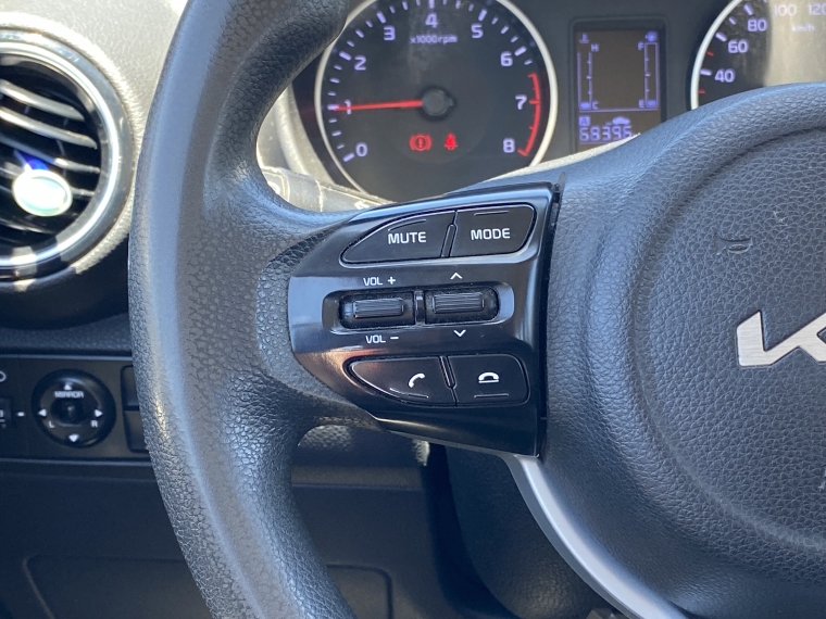 Kia Soluto Soluto 1.4 2023 Usado en Rosselot Usados