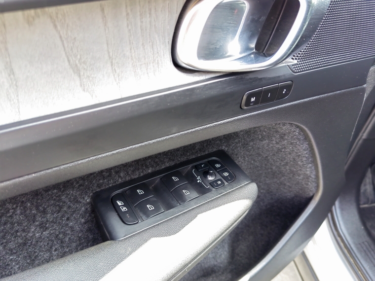 Volvo Xc40 Xc40 B4 Plus 2.0 Euro 6b 2024 Usado en Rosselot Usados
