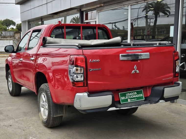 Mitsubishi L200 L200 D/c 2.4 Katana Cr 4x2 Mt Special Pack 2023 Usado en Rosselot Usados