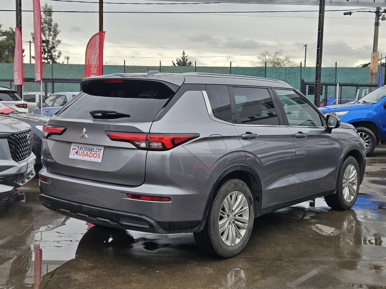 Mitsubishi New outlander Outlander Gl 2.5 Aut 2023 Usado Usado en Webautos.cl Mitsubishi New outlander Outlander Gl 2.5 Aut 2023 Usado Usado en Webautos.cl