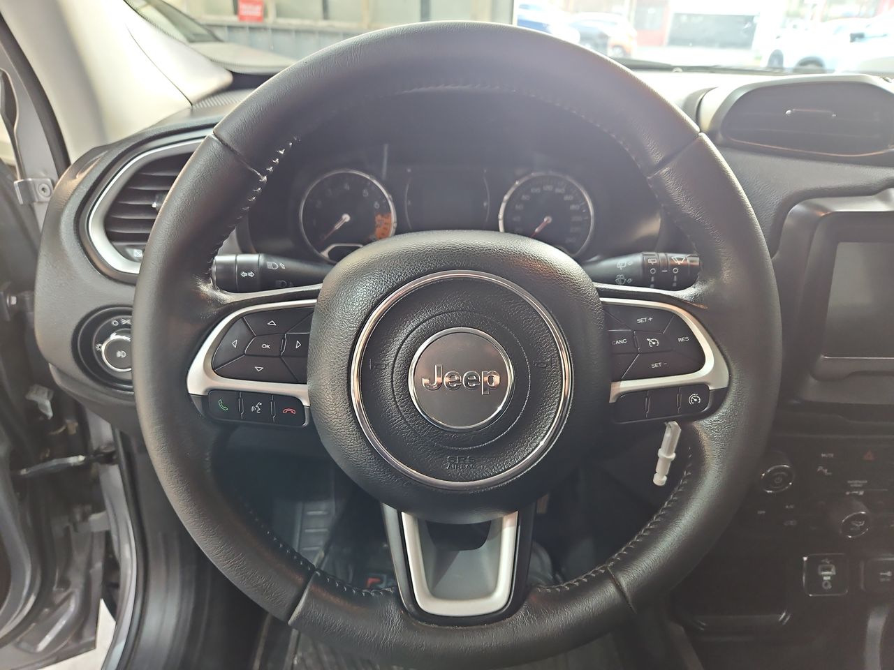Jeep Renegade Renegade Sport 1.8 2023 Usado en Usados de Primera - Sergio Escobar