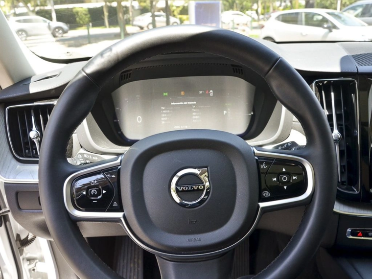 Volvo Xc60 T8 Awd Recharge Ultimate 2025 Usado  Usado en Webautos.cl