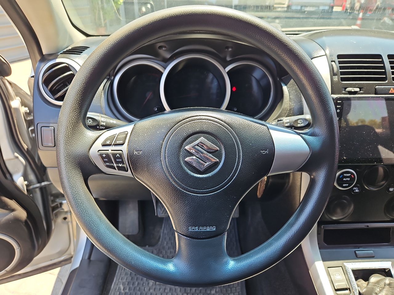 Suzuki Grand nomade Grand Nomade Glx 2.4 2018 Usado  Usado en Webautos.cl