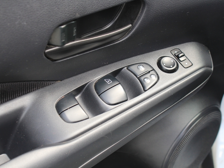 Nissan Kicks 1.6  Play  Sense Mt 2025 Usado  Usado en Kovacs Usados