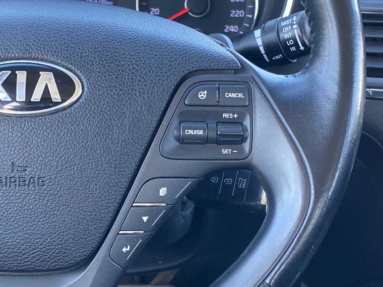 Kia Cerato Cerato Sx 1.6 Aut 2016 Usado  Usado en Webautos.cl