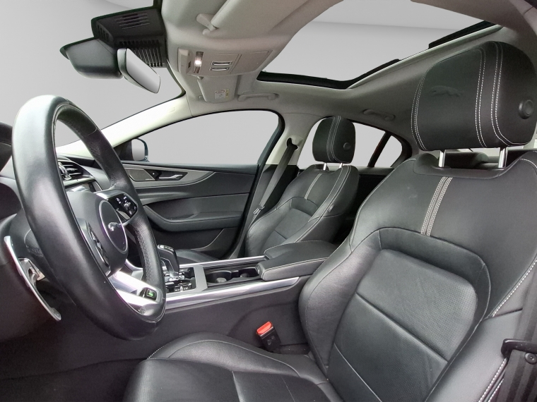 Jaguar Xe 2.0 At 2022 Usado Usado en BMW Premium Selection Jaguar Xe 2.0 At 2022 Usado Usado en BMW Premium Selection