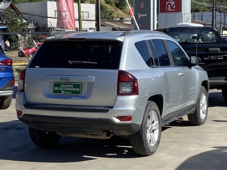 Jeep Compass Compass Sport 2.4 At 4x2 2014 Usado en Rosselot Usados