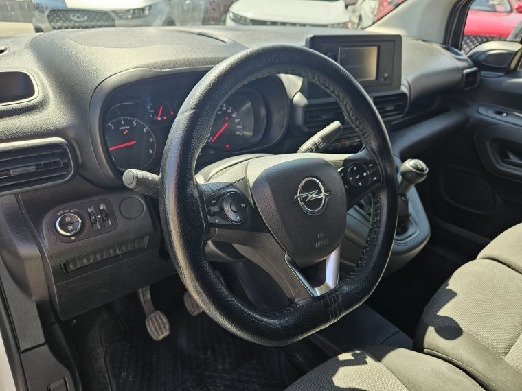 Opel Combo Combo Hdi 92 L1 5p 1.6 2022 Usado en Rosselot Usados