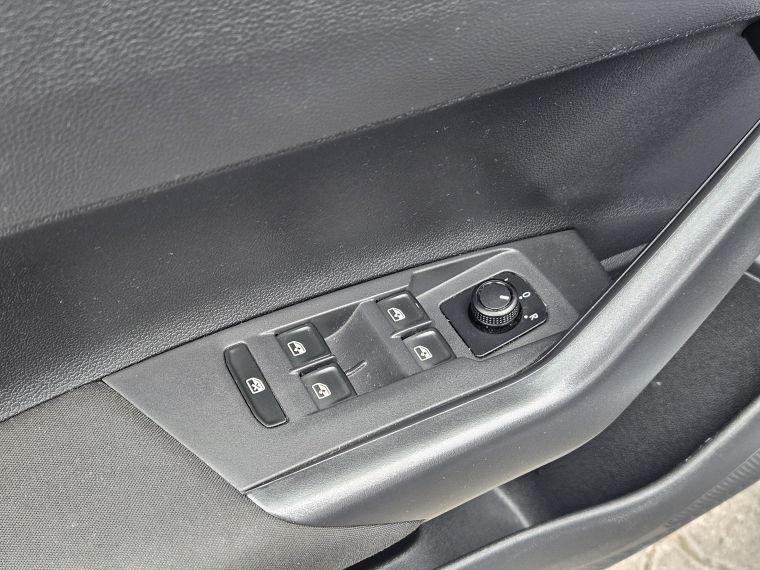 Volkswagen Nivus Nivus Tsi 1.0 Aut 2023 Usado en Rosselot Usados