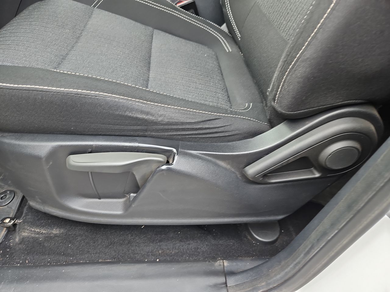 Peugeot Landtrek Landtrek Bluehdi 4x4 2.2 Aut 2023 Usado  Usado en Webautos.cl