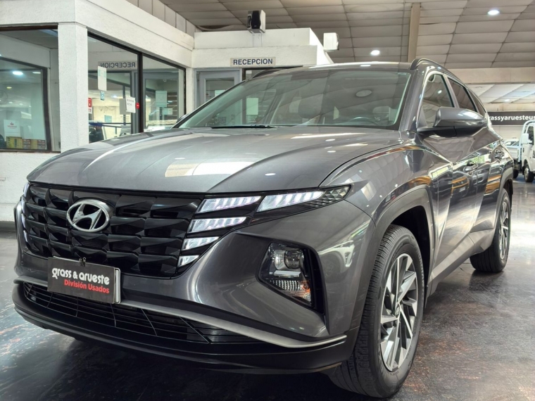 Hyundai 2.0l Nx4 Fl Design 6mt Ac 2024  Usado en Grass & Arueste