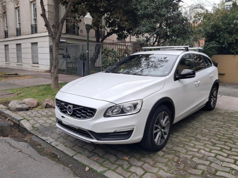 VOLVO V60 T5 AWD 2.0 - imagen 18