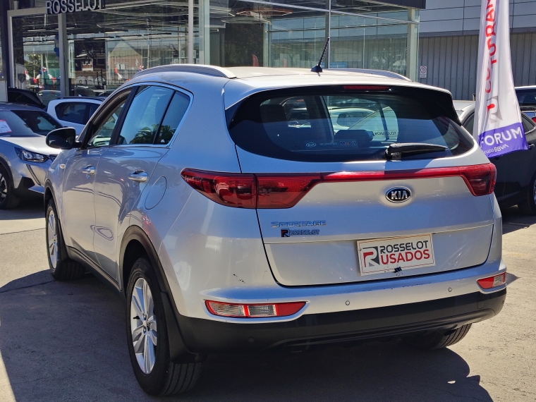 Kia Sportage Sportage Lx 2.0l Gsl 6mt 2wd 4x2 - 1798 2017 Usado en Rosselot Usados