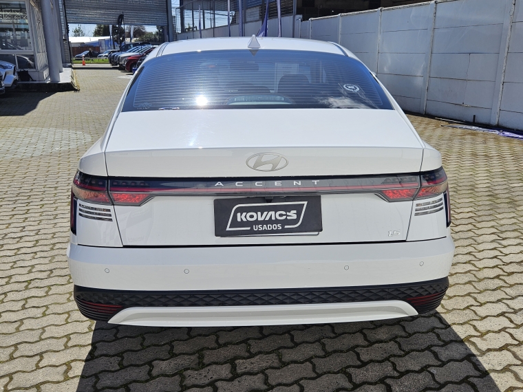 Hyundai Accent 1.5 Bn71 Mpi Mt 2024 Usado  Usado en Kovacs Usados