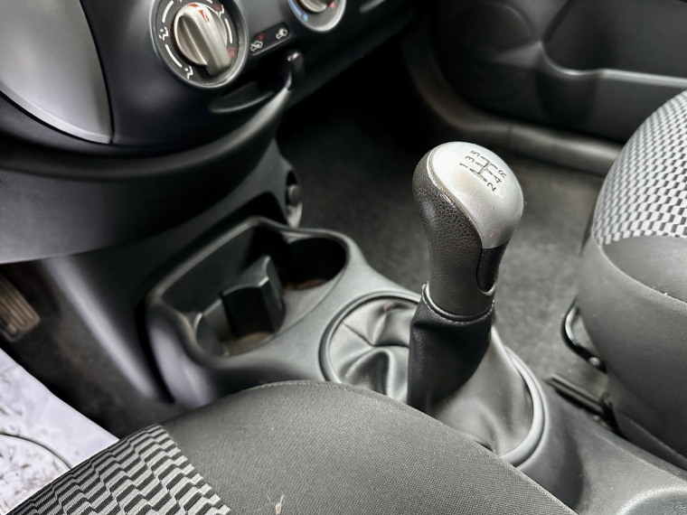 Nissan March March Sport Drive 1.6 2017 Usado en Rosselot Usados
