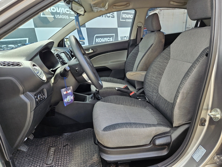 Kia Soluto 1.4 Ex Full Mt 2024 Usado  Usado en Kovacs Usados