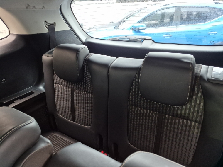Kia Carens Carens Lx 1.5l 6mt 7p - 2222 2023 Usado en Rosselot Usados