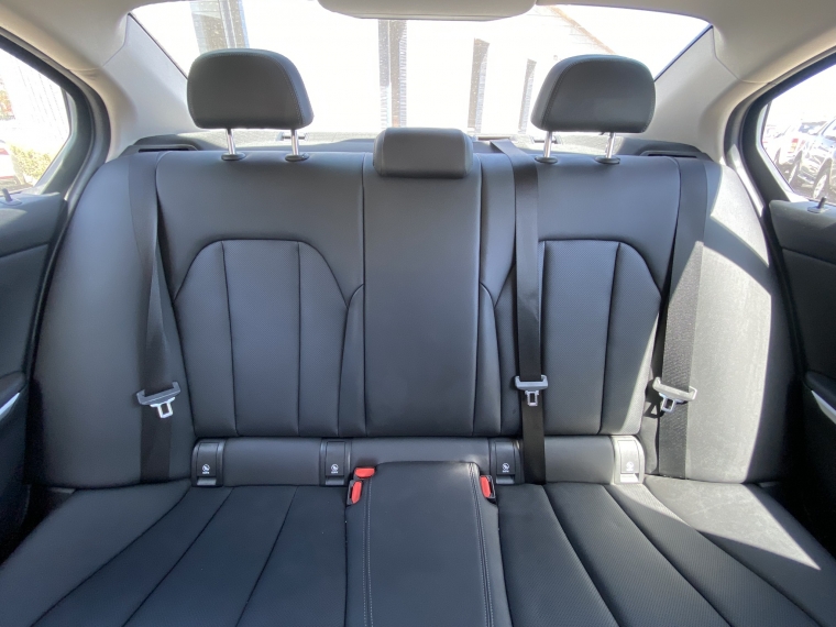 Bmw 330 Sedan 2.0 Aut  2023 Usado  Usado en Autoselect Usados