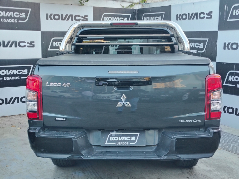 Mitsubishi L200 2.4 Td Dakar Crs Hp At  4x4  Doble Cabina 2023 Usado  Usado en Kovacs Usados
