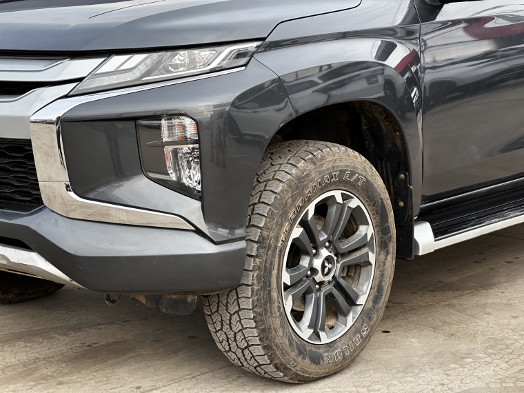 Mitsubishi L200 L200 Dakar Hp 4x4 2.4 2022 Usado en Rosselot Usados