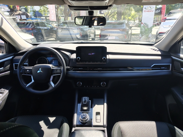 Mitsubishi New outlander Outlander Glx 2.5 Aut 2024 Usado en Rosselot Usados