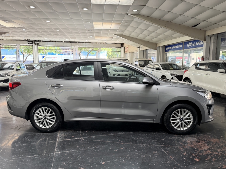 Kia Rio 4 Ex 1.4l 6mt Ci Full 2024  Usado en Grass & Arueste