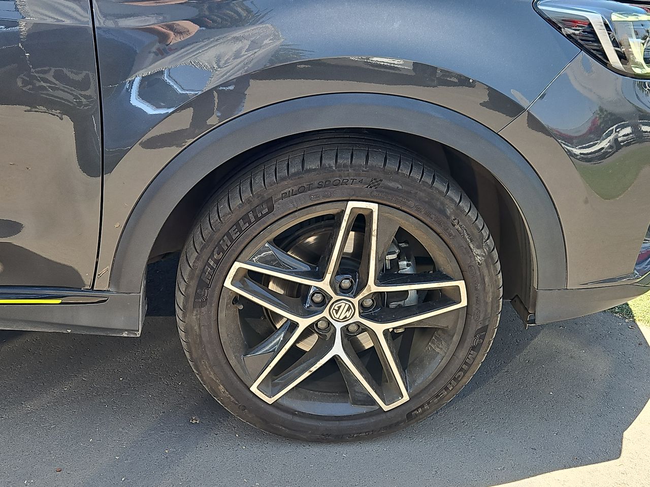 Mg Rx5 Rx5 Dct 1.5 Aut 2024 Usado en Usados de Primera - Sergio Escobar