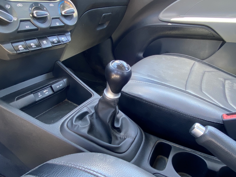 Kia Soluto Soluto 1.4 2023 Usado en Rosselot Usados