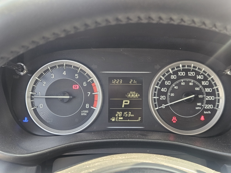 Suzuki Baleno — foto 17 de 20