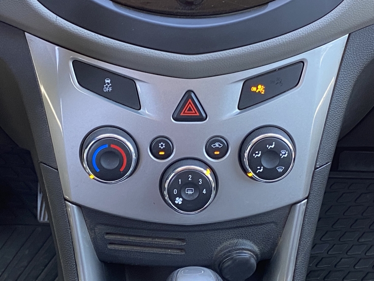 Chevrolet Tracker 1.8 E5 Lt At 4x4 2015 Usado  Usado en Webautos.cl