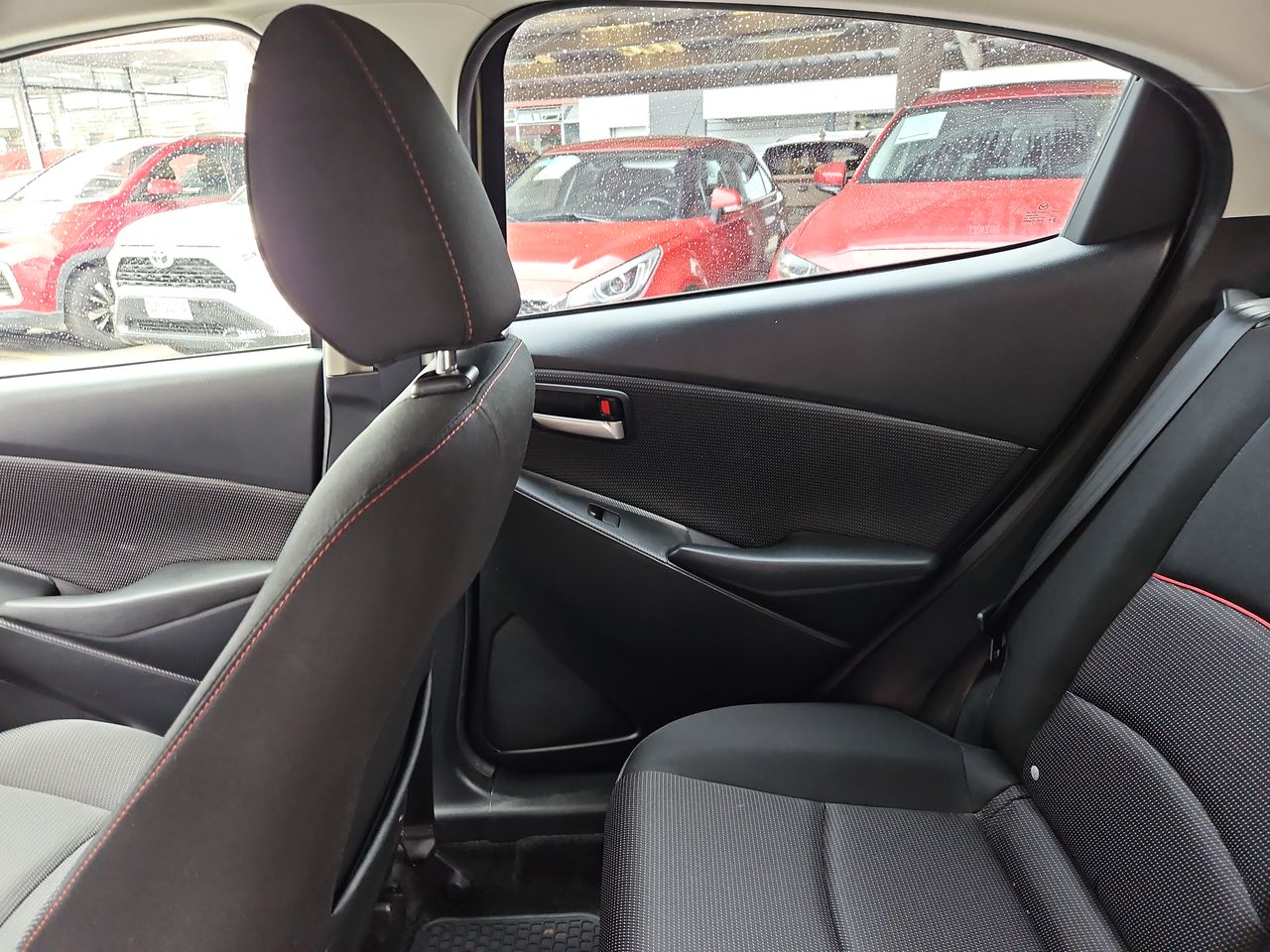 Mazda 2 2 Sport Hb 1.5  Aut. 2023 Usado  Usado en Webautos.cl