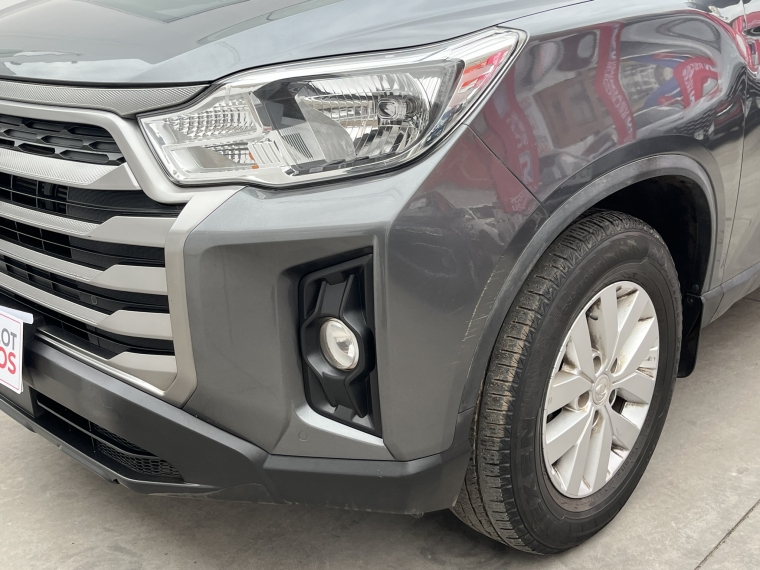 SsangYong Grand Musso — foto 13 de 24