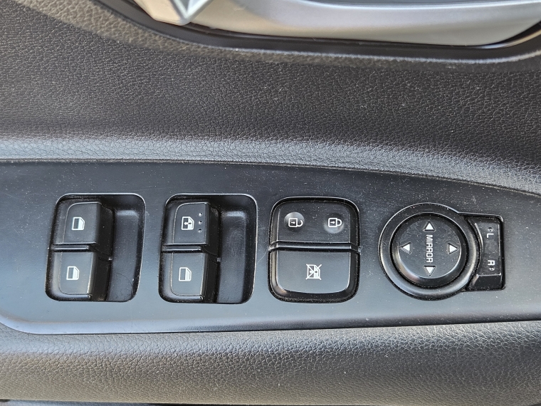 Kia Rio 5 Rio 5 Ex 1.4l 6mt Ac - 1912 2018 Usado en Rosselot Usados